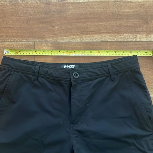 Handup Shorts - Picture 2 of 6